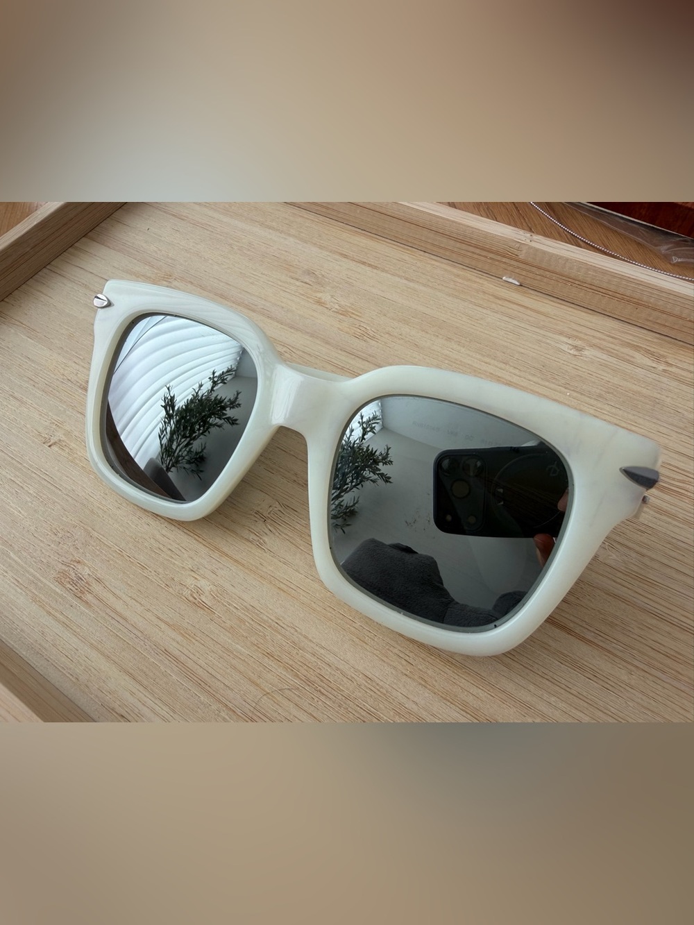 rag & bone Designer Sunglasses – Ivory / Mirrored Lens
